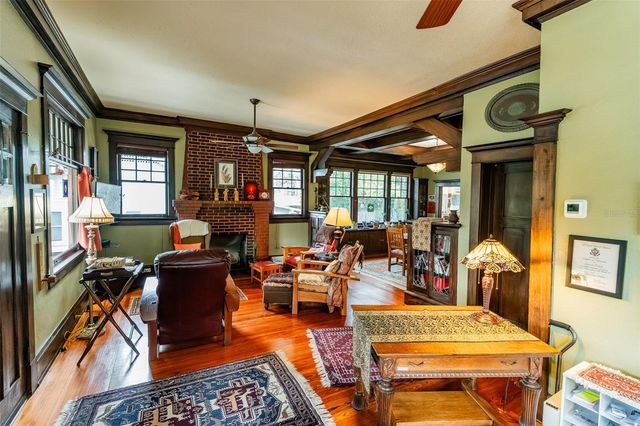 341 W WISCONSIN AVENUE, Deland, FL 32720