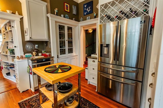 341 W WISCONSIN AVENUE, Deland, FL 32720