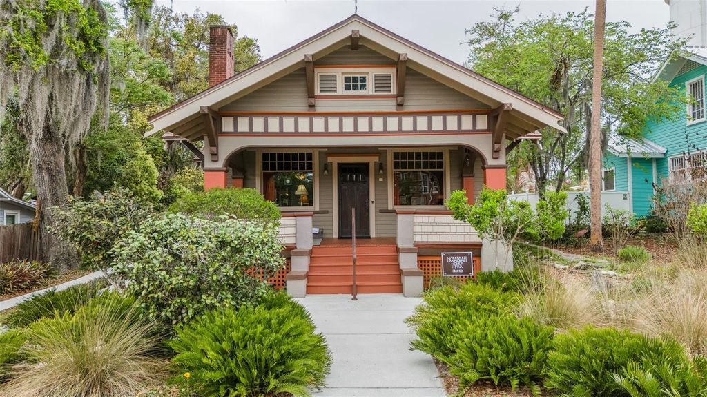 341 W WISCONSIN AVENUE, Deland, FL 32720