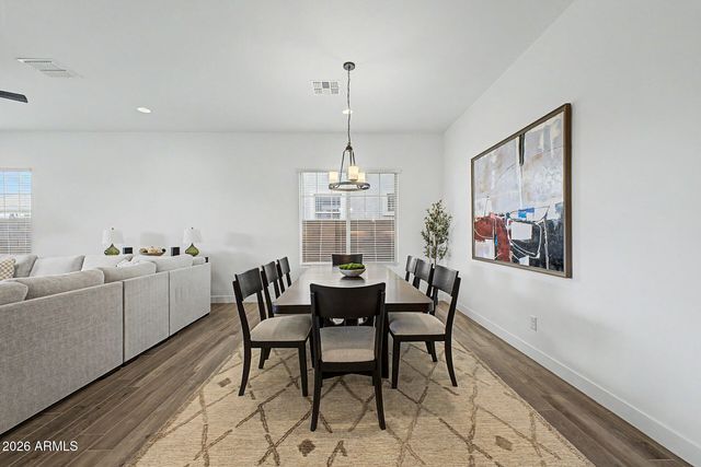 8432 W SOLANO Drive, Glendale, AZ 85305