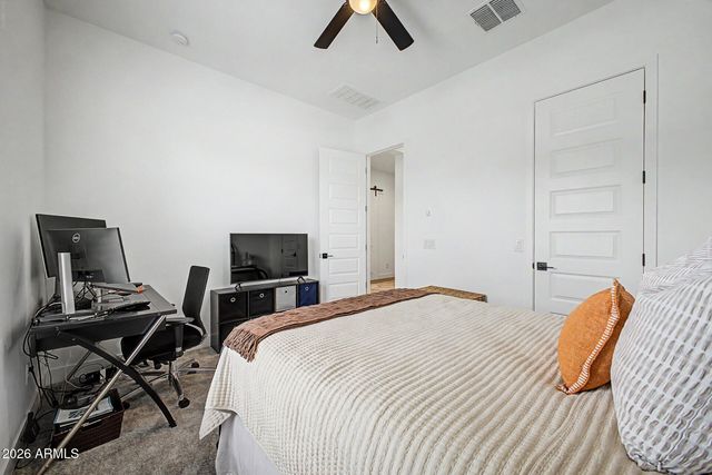 8432 W SOLANO Drive, Glendale, AZ 85305