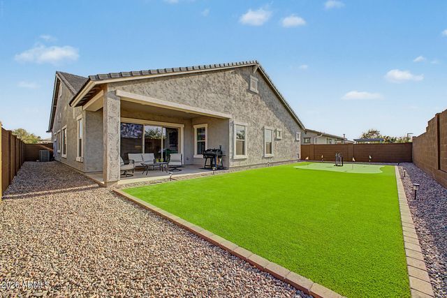 8432 W SOLANO Drive, Glendale, AZ 85305