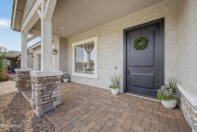 8432 W SOLANO Drive, Glendale, AZ 85305