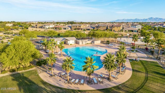 8432 W SOLANO Drive, Glendale, AZ 85305