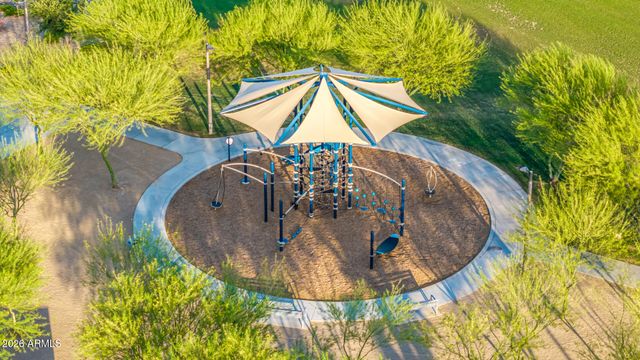 8432 W SOLANO Drive, Glendale, AZ 85305