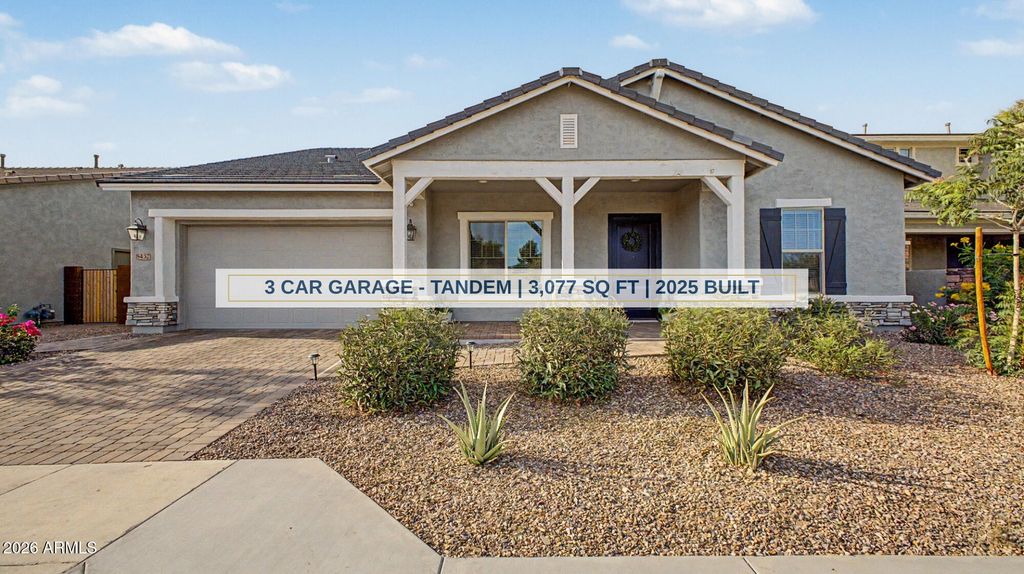 8432 W SOLANO Drive, Glendale, AZ 85305