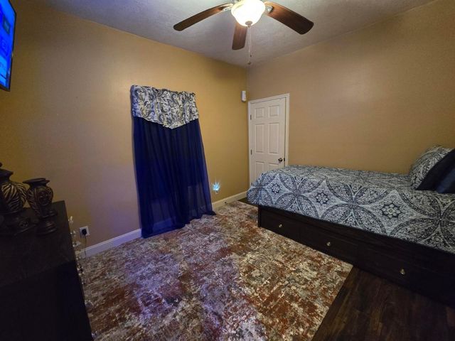 8161 Snowden Street, Houston, TX 77028