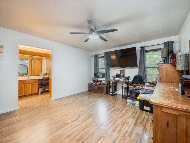 108 Lei CT, Bastrop, TX 78602