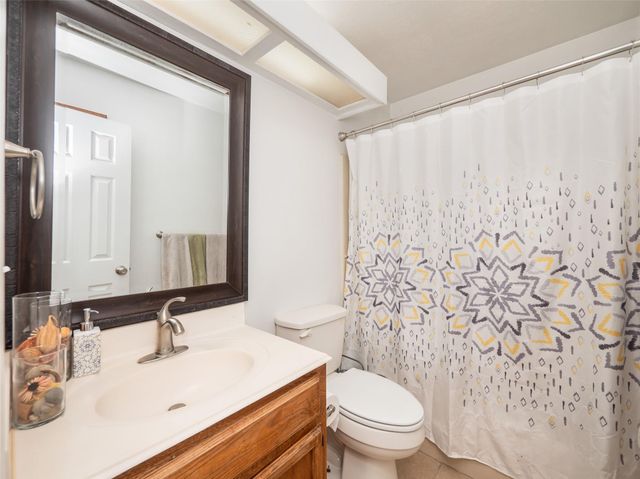 108 Lei CT, Bastrop, TX 78602