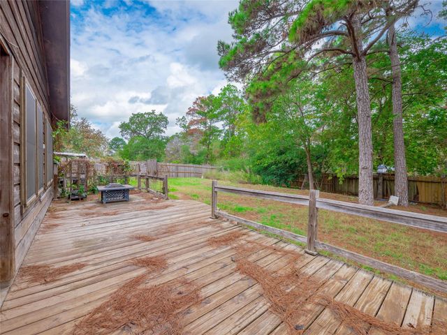 108 Lei CT, Bastrop, TX 78602