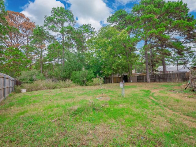 108 Lei CT, Bastrop, TX 78602