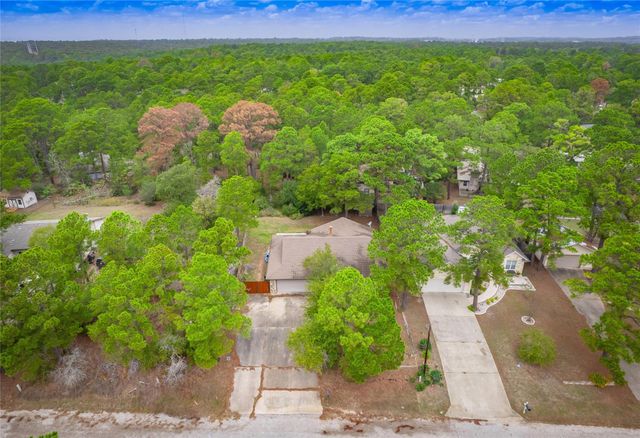 108 Lei CT, Bastrop, TX 78602