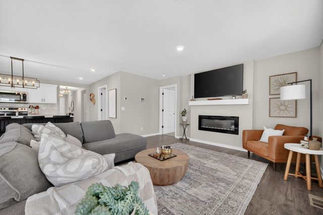 1606 Southbridge Drive, Adel, IA 50003