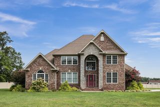 422 Heritage Cir, Manchester, TN 37355