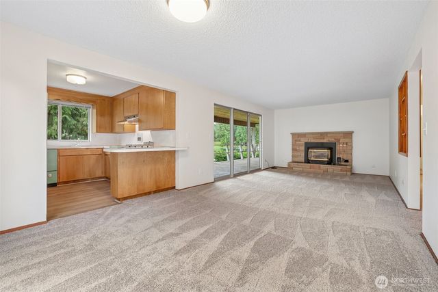 31430 W Lake Morton Drive SE, Kent, WA 98042