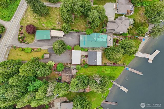 31430 W Lake Morton Drive SE, Kent, WA 98042