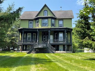 80 N Montgomery Street, Walden, NY 12586