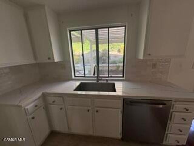 3855 Lost Springs Drive, Calabasas, CA 91301