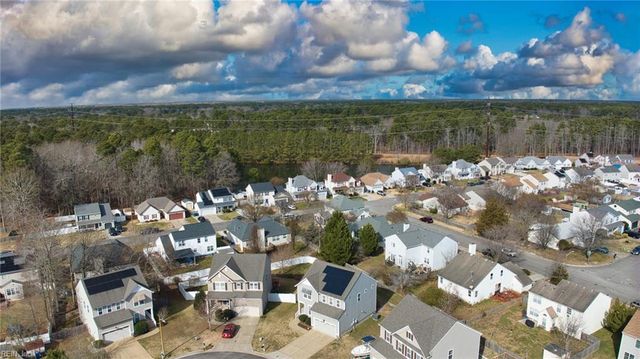 716 Daylily LN, Newport News, VA 23608