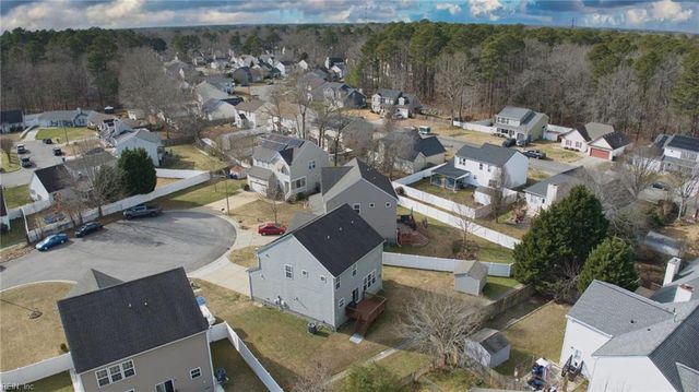 716 Daylily LN, Newport News, VA 23608