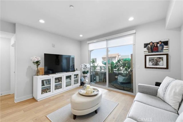 627 Deep Valley Drive P616, Rolling Hills Estates, CA 90274