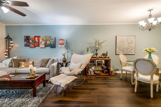 90 S HIGHLAND AVENUE 318, Tarpon Springs, FL 34689