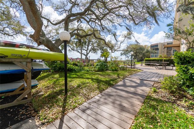 90 S HIGHLAND AVENUE 318, Tarpon Springs, FL 34689
