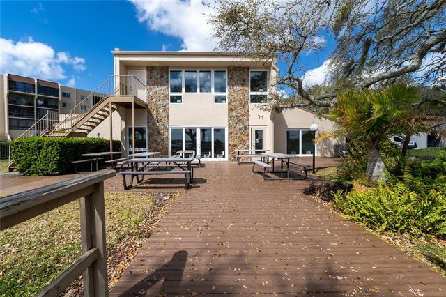 90 S HIGHLAND AVENUE 318, Tarpon Springs, FL 34689