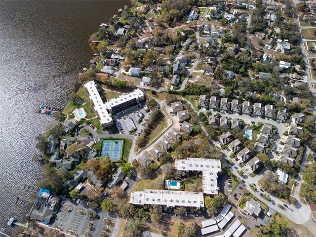 90 S HIGHLAND AVENUE 318, Tarpon Springs, FL 34689