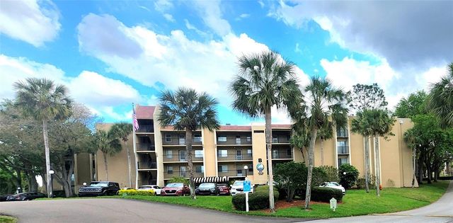 90 S HIGHLAND AVENUE 318, Tarpon Springs, FL 34689