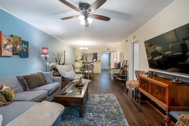 90 S HIGHLAND AVENUE 318, Tarpon Springs, FL 34689