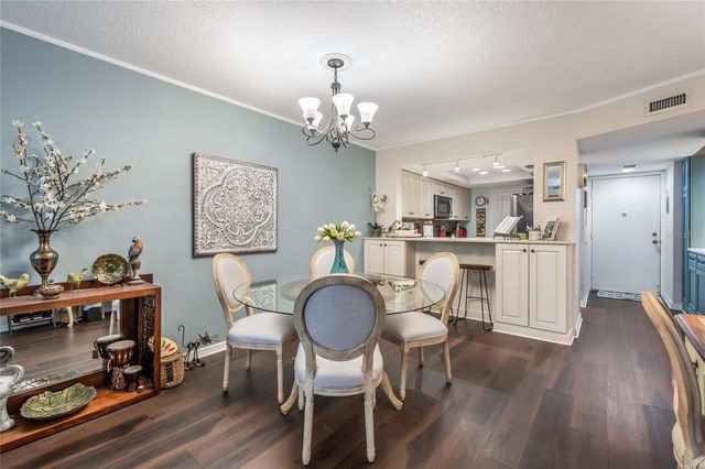 90 S HIGHLAND AVENUE 318, Tarpon Springs, FL 34689