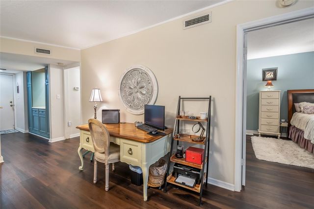 90 S HIGHLAND AVENUE 318, Tarpon Springs, FL 34689