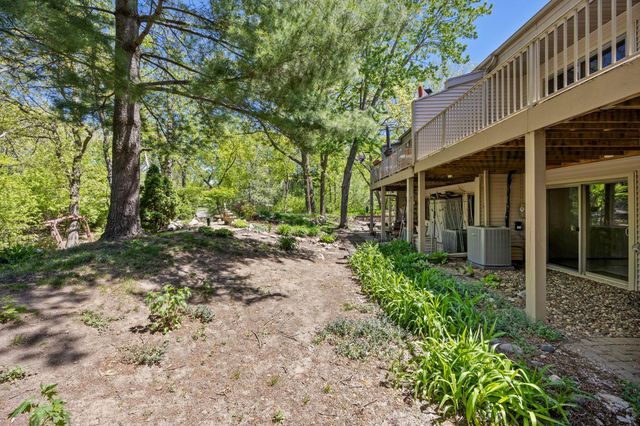 8405 137th Court, Apple Valley, MN 55124
