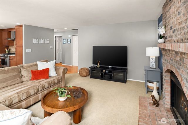 4079 240th Place SE, Sammamish, WA 98029