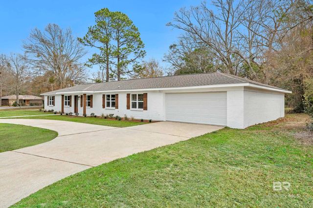 11381 S Normandy Drive, Semmes, AL 36575
