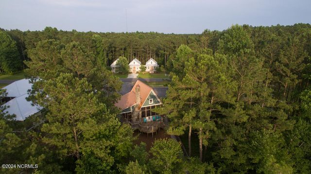 69 Wild Cherry Lane, Minnesott Beach, NC 28510
