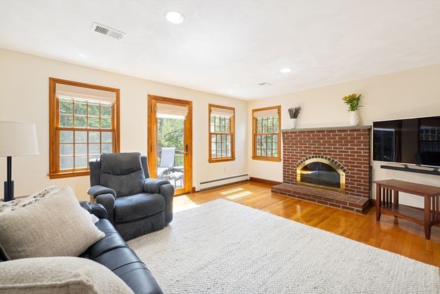 372 Central Street, Newton, MA 02466