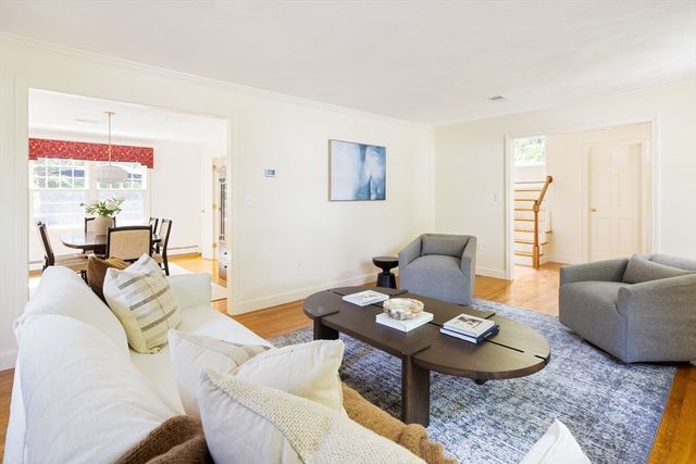372 Central Street, Newton, MA 02466