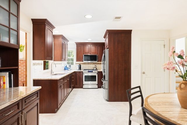 372 Central Street, Newton, MA 02466