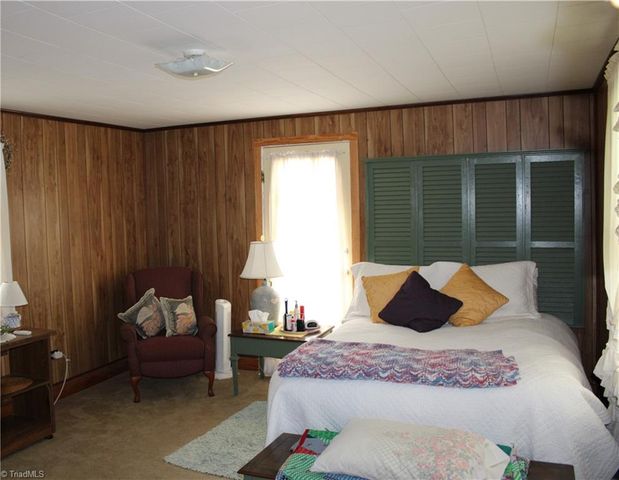 2541 Collinstown Road, Westfield, NC 27053