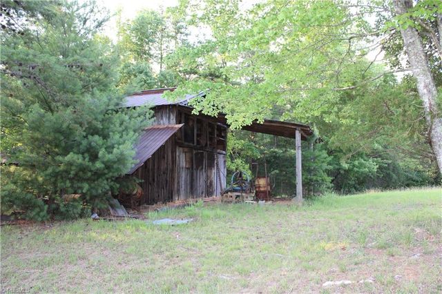 2541 Collinstown Road, Westfield, NC 27053