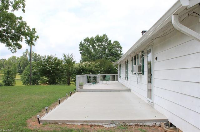 2541 Collinstown Road, Westfield, NC 27053