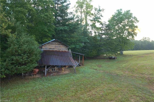 2541 Collinstown Road, Westfield, NC 27053