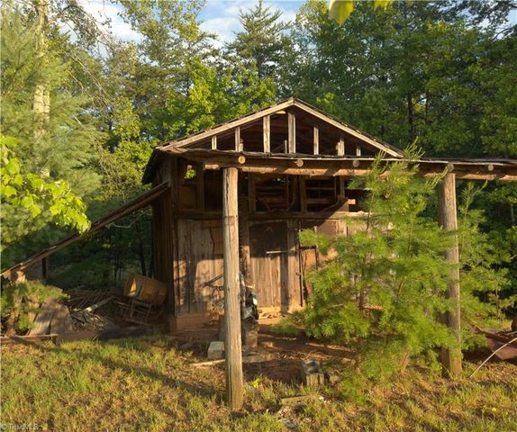 2541 Collinstown Road, Westfield, NC 27053