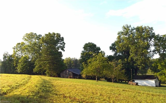 2541 Collinstown Road, Westfield, NC 27053