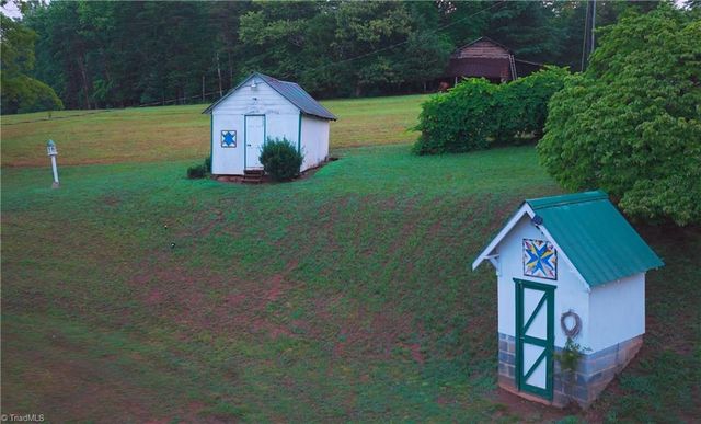 2541 Collinstown Road, Westfield, NC 27053
