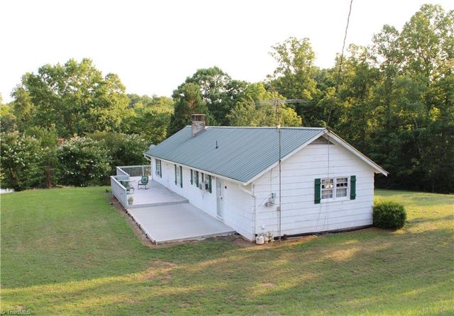 2541 Collinstown Road, Westfield, NC 27053