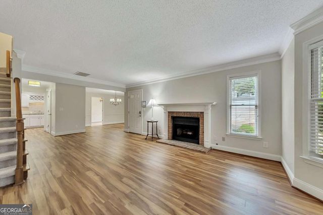 110 Great Oaks Lane, Roswell, GA 30075