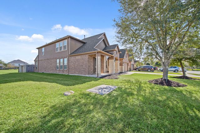 17922 Silver Bend Drive, Humble, TX 77346